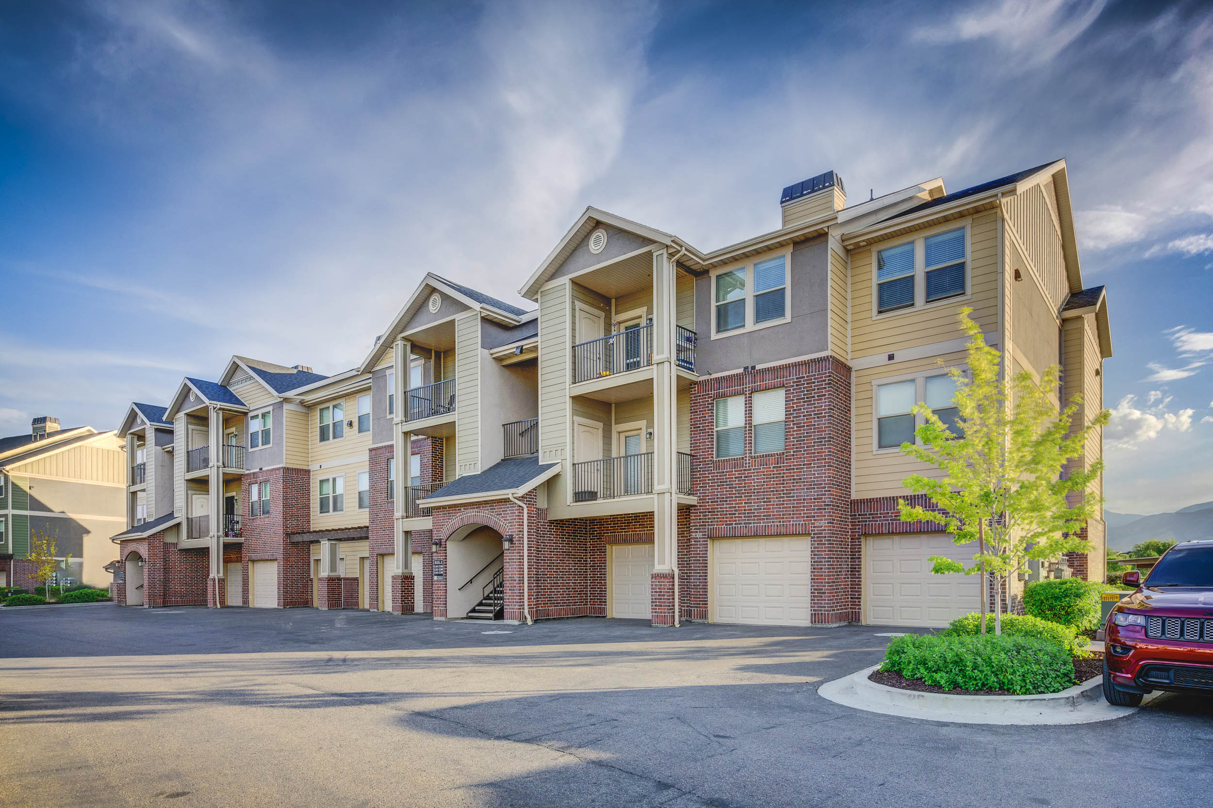 Pinnacle Highbury Apartments in West Valley City, UT